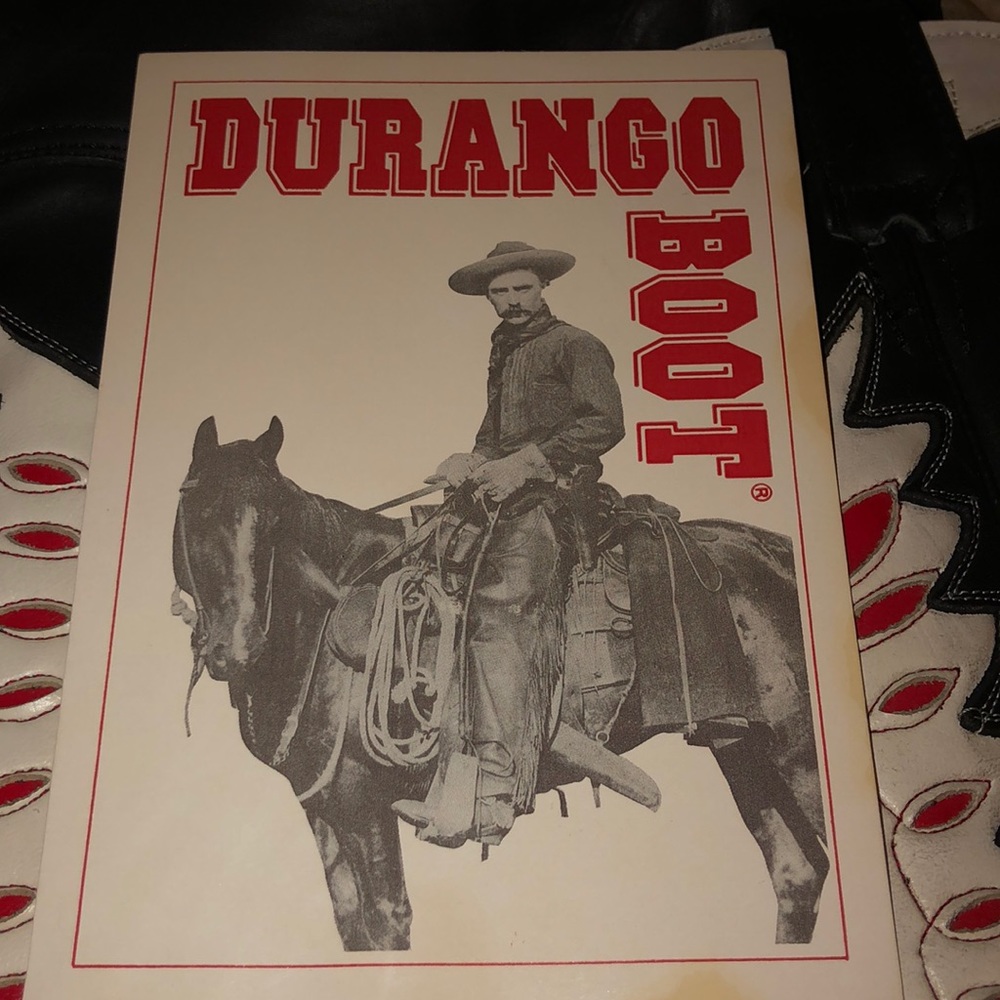 Boots. - Picture 2 of 8
